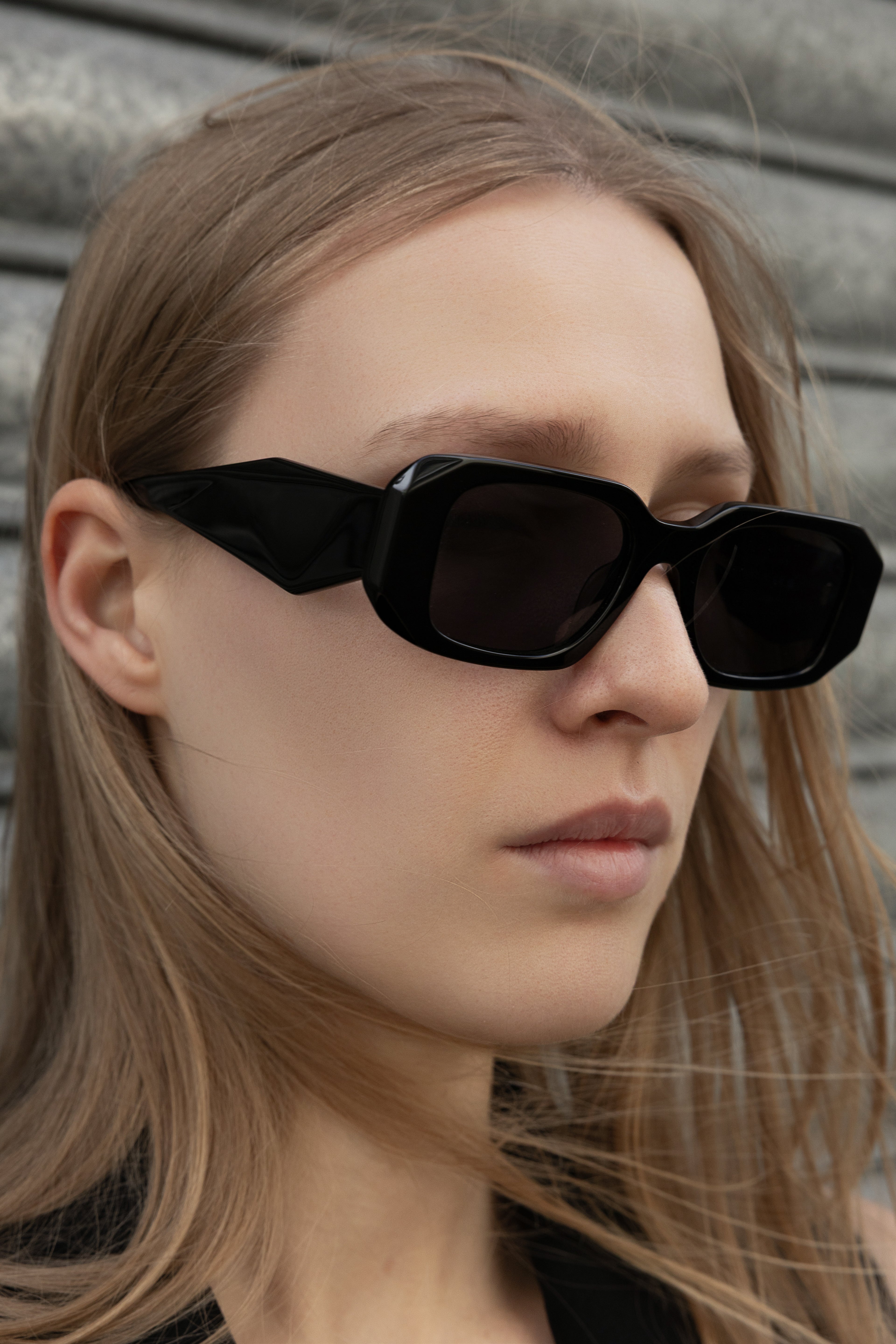AMÉ EYEWEAR